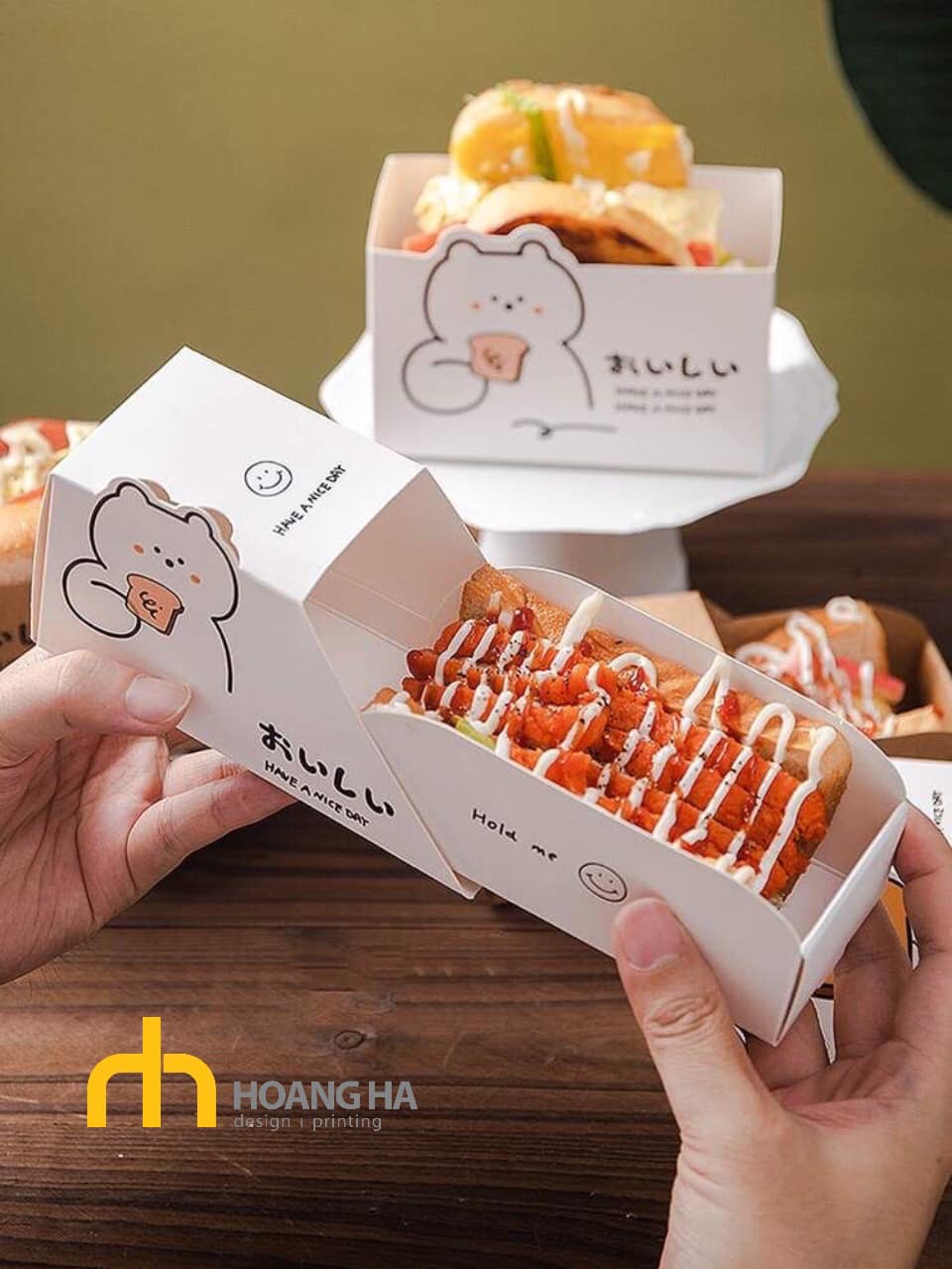 Sản xuất hộp giấy đựng bánh số lượng lớn - Bao bì xanh cho ngành thực phẩm 