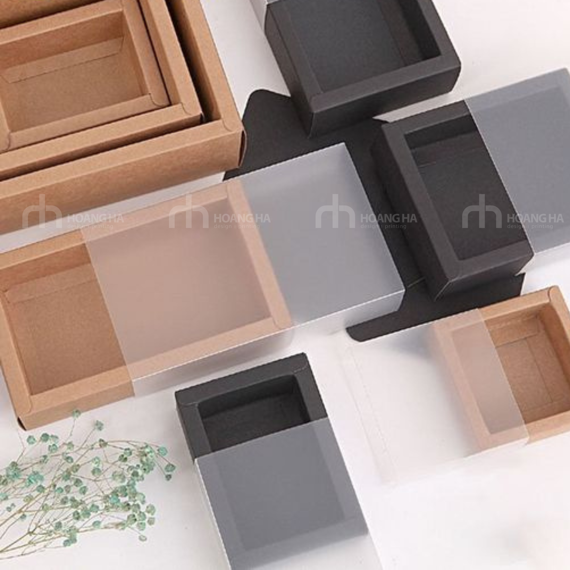 Các mẫu hộp giấy mặt kính tại Quảng cáo Hoàng Hà eda4ec5d9cbc346407dedd80438cafc8.png