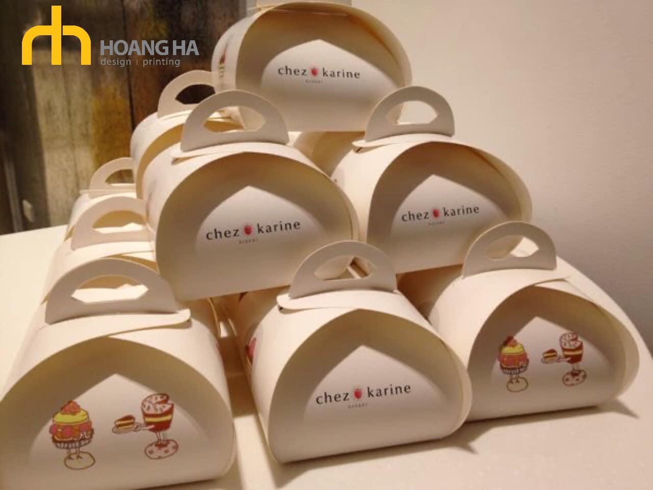 Hộp giấy Kraft đựng bánh - Xu hướng bao bì xanh cho ngành thực phẩm hiện đại
